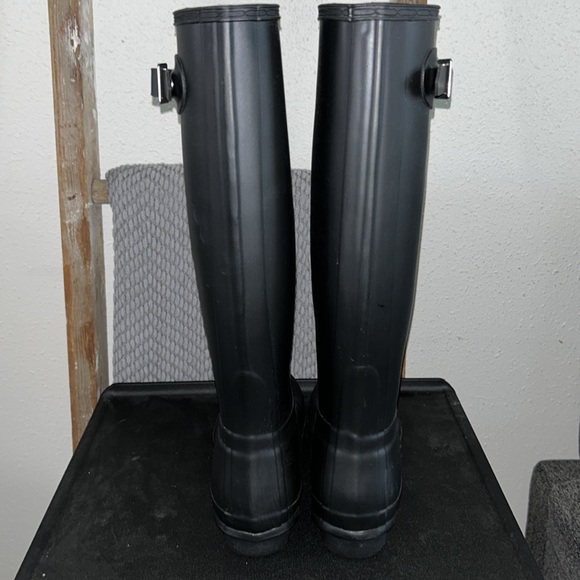 Hunter below the knee rubber rain boots black size 8 - Picture 2 of 8